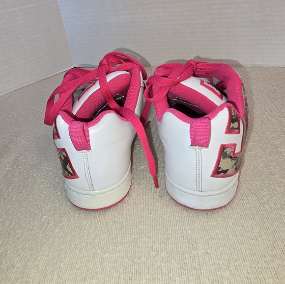 DC Women's Camo Skate Shoes White /Pink Leather Sneakers size 8 - Picture 4 of 9